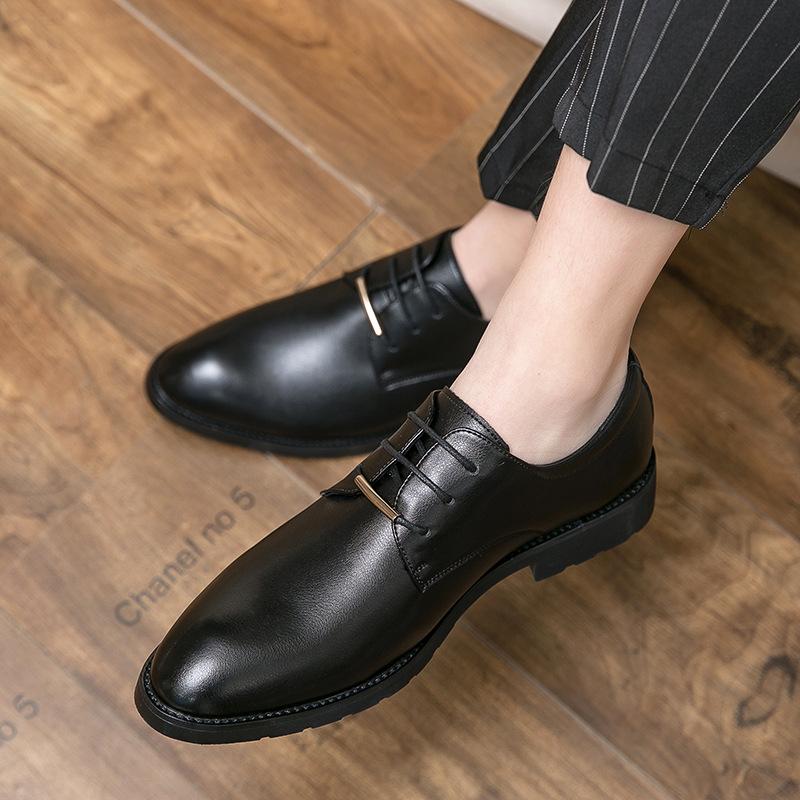 Brock Leder Schuhe eingraviert Britischer Stil Business Freizeit Friseur Hochzeits Bräutigam Schuhe Braun