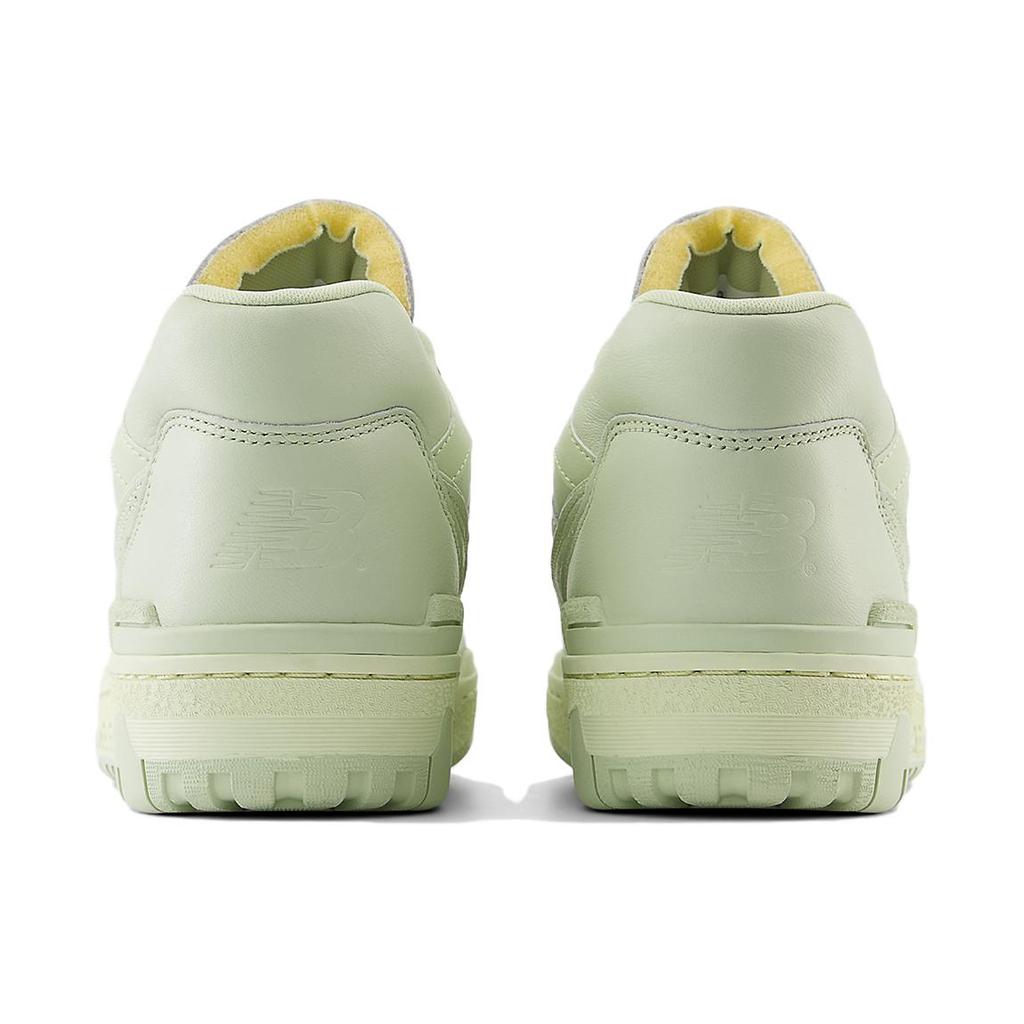 New Balance 550 Deep Lichen Green