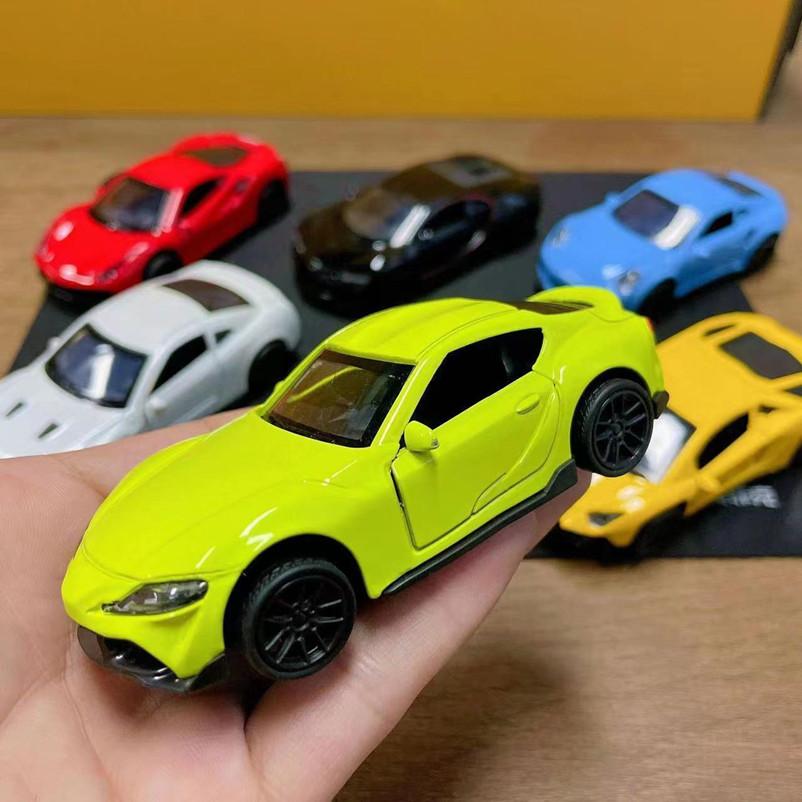 1:43 Diecast Alloy Car Model Metal Pull Back Simulation Car Toy Boy Sports Car Ornament with To Open the Door Toys for Kids