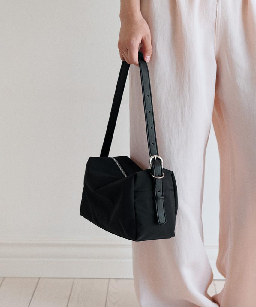 Mucu And Ebony Toast Bag _ Black