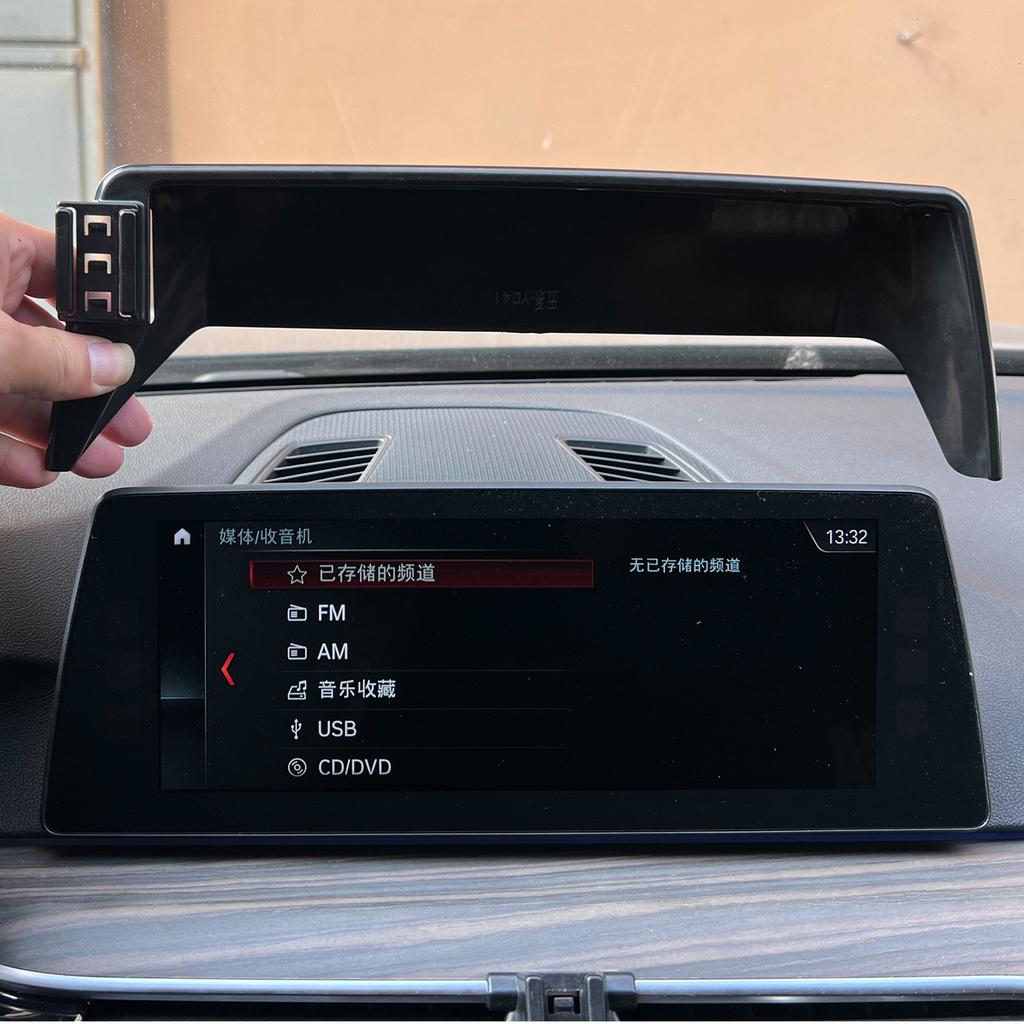 Car Phone Screen Holder For BMW 5 Series G30 2018 2019 2020 Magnetic Wireless Charging Car Phone Mount For MagSafe Stand