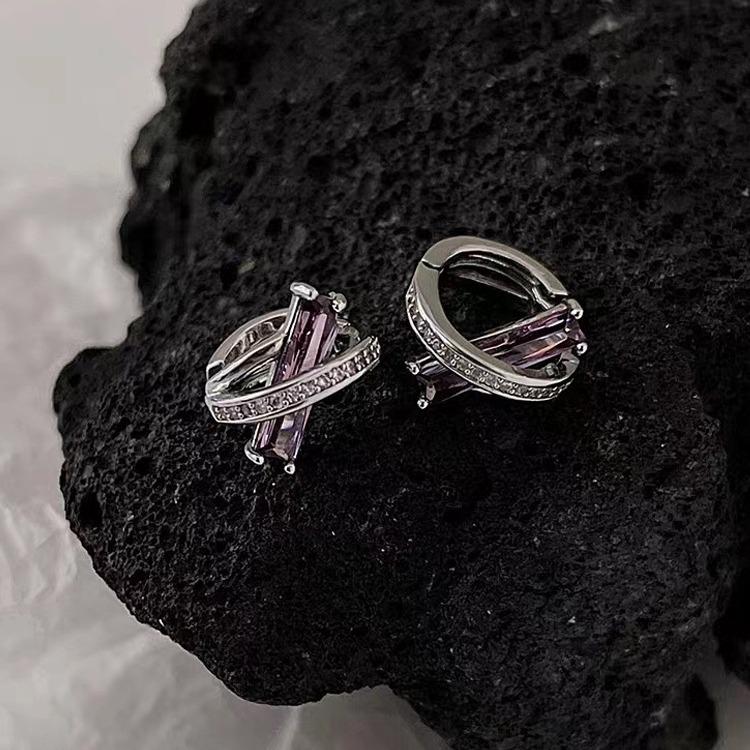 Men's Purple Hip Hop Ear Studs - Stylish Autumn/Winter Earrings with Unique Design