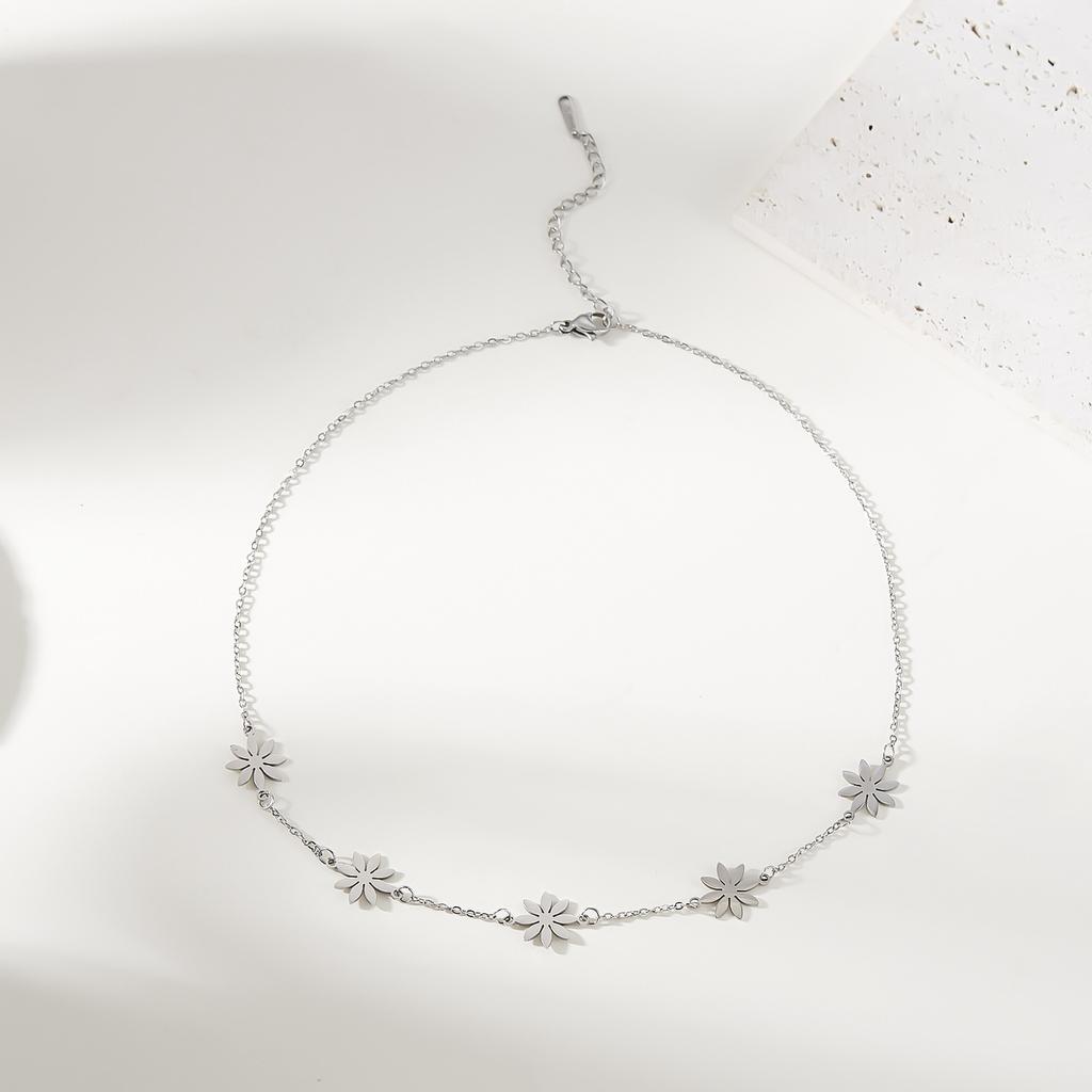 New Fairy Temperament Small Daisy Bracelet Necklace Gold Titanium Steel Non-Fading Flower Fresh Necklace Female
