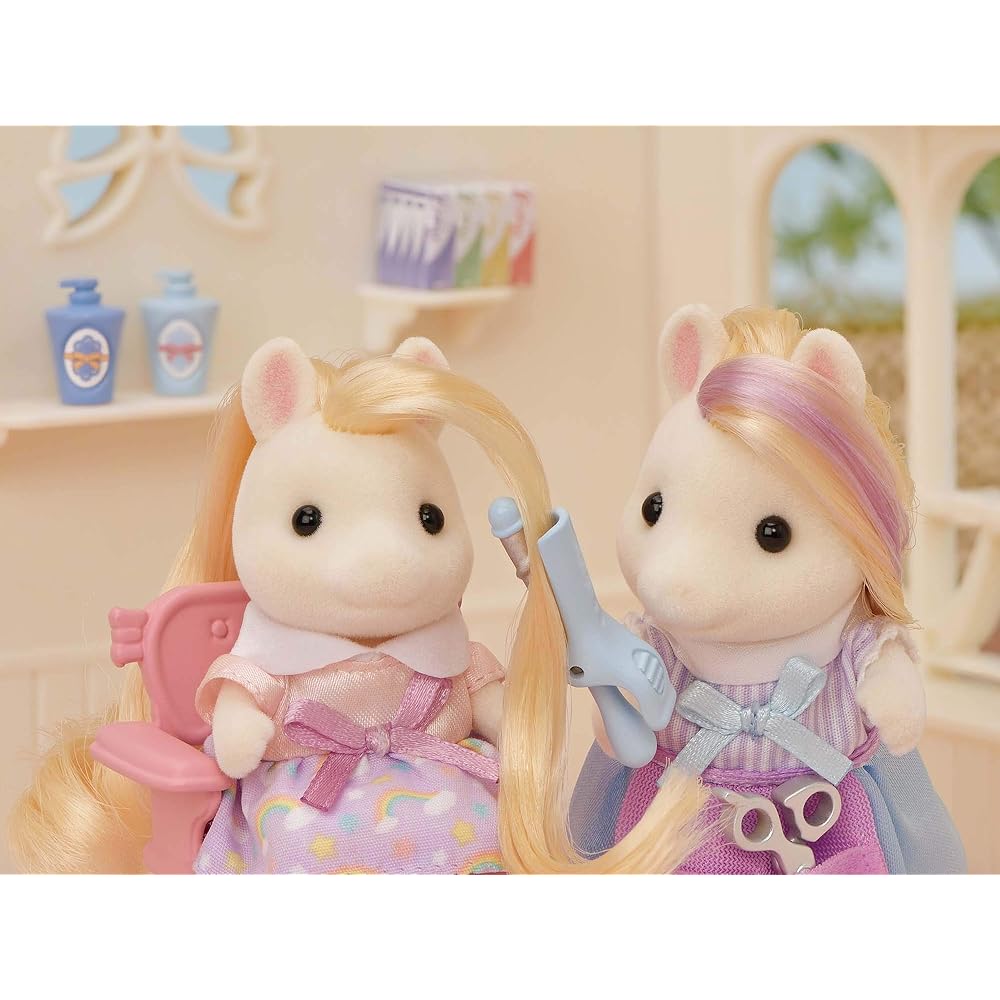 Sylvanian Families Beauty Hair Salon Playset with Styling Accessories for Dolls Ages 3+