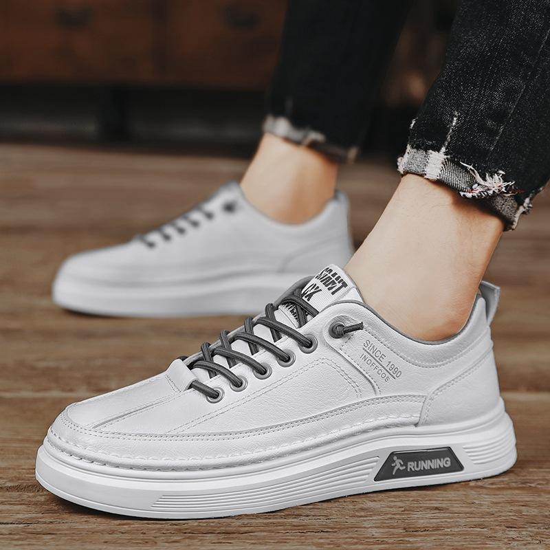 

Чоловіче взуття осінь шкіряні кеди чоловічі повсякденні маленькі білі модні студентська молодь спортивне взуття чоловіче 39