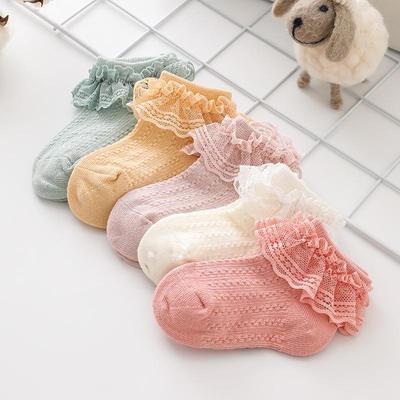 Kojinės, pėdkelnės ir tamprės (mergaitėms nuo 4 metų) – Kojinės