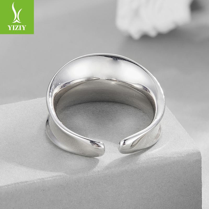Glossy Ring, Open Copper Ring, Exaggerated And Unique Large And Wide Surface Light Luxury Copper Jewelry.