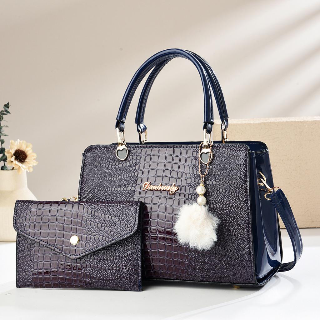 Versatile Fashionable Luxury Shoulder Bag Crossbody Bag for Commuting PU Material Casual Tote Bag Women's Luxury Handbag