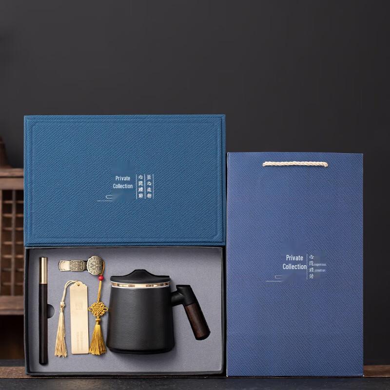 

Stylish Ceramic Tea Separation Mug