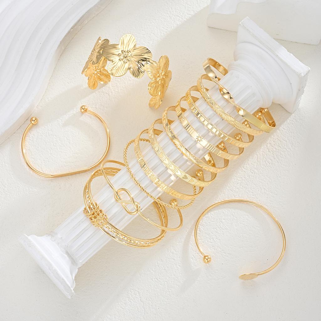 Vintage Elegant Flower Bracelet Set for Women Fashion Gold Color Minimalist Twisted Cuff Bangle Daily Wear Vacation Jewelry 2026