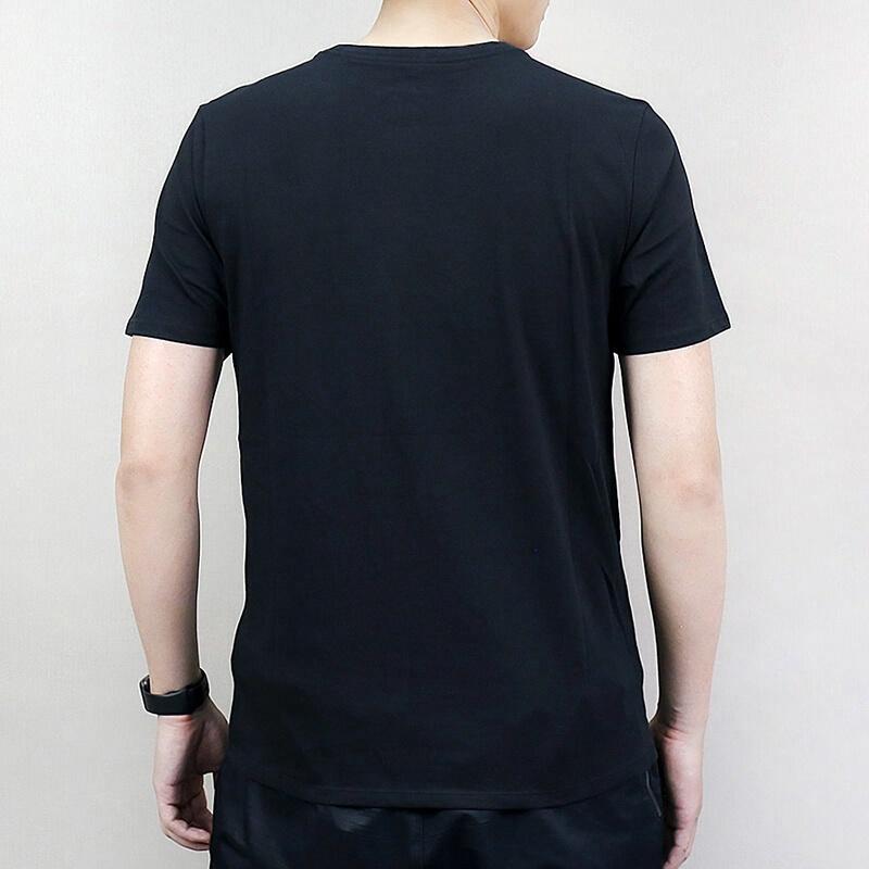 Nike T Shirts Mens Crew Neck Moderate Straight Fit 923724-010