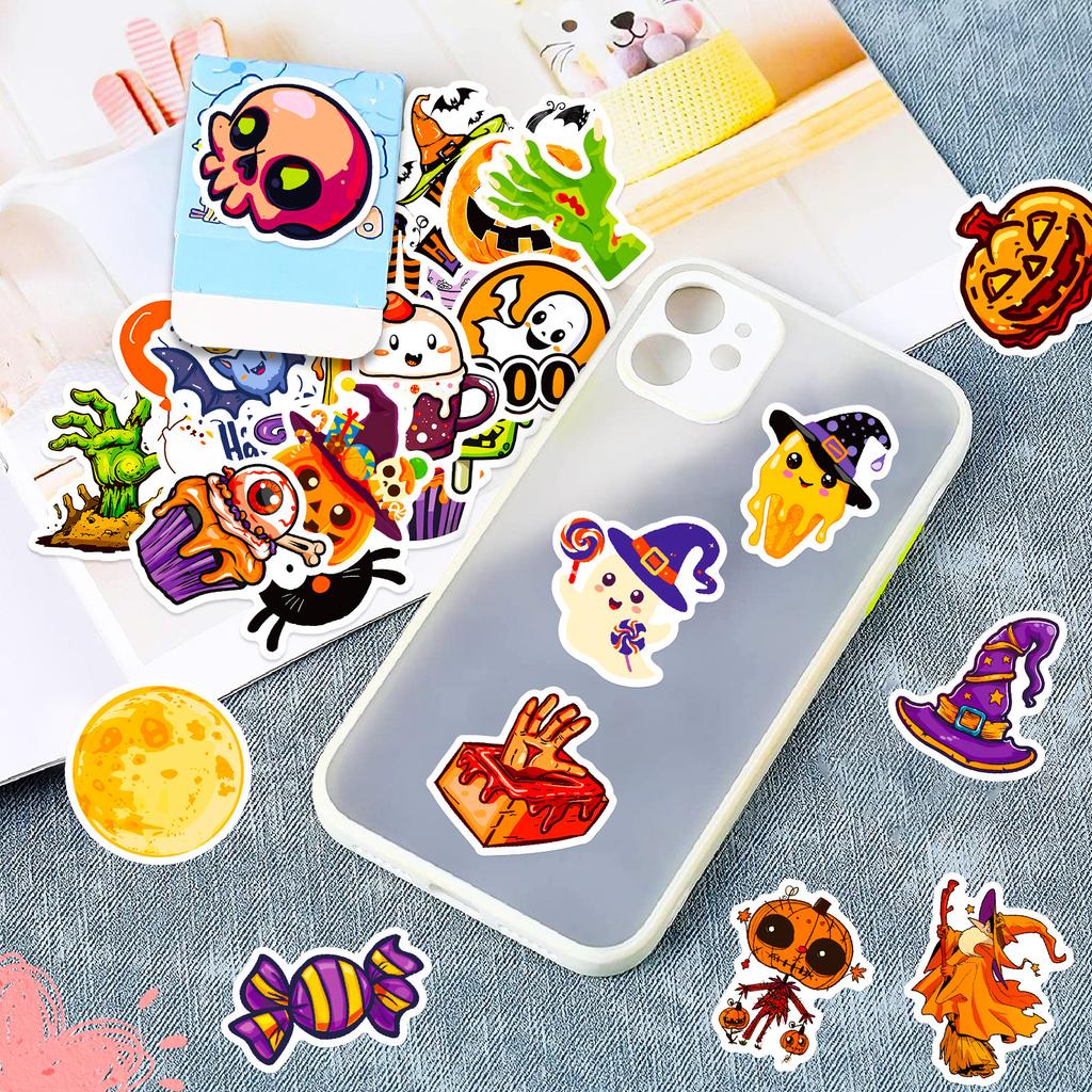 50pcs Halloween Stickers, Graffiti Cartoon Horror Decals, Decorative Waterproof Stickers for Water Cups and Trolley Cases Gifts