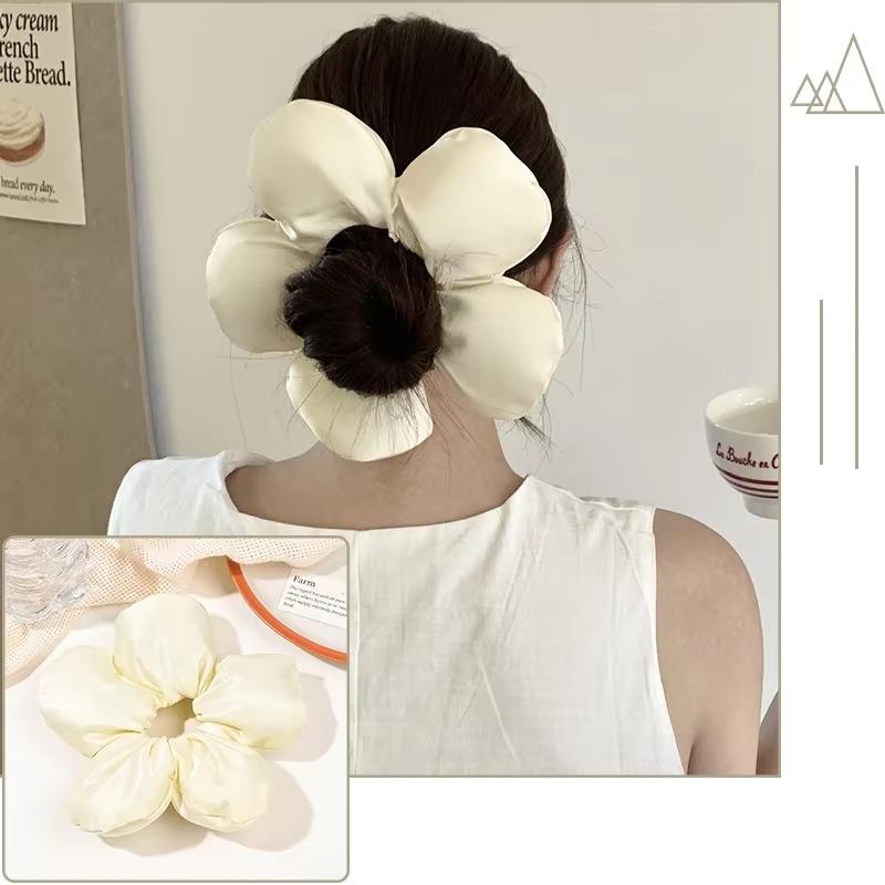 Soft Pillow Elastic Hair Band Scrunchie for Women Luxury Design Big Flower Filled Cotton Solid Satin Ponytail Ties Accessories