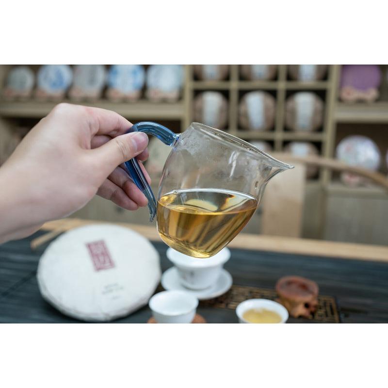 357g Yunnan Ancient Pu'er Tea Cake Jingmai Mountain Milanxiang Puer Raw Tea Cake