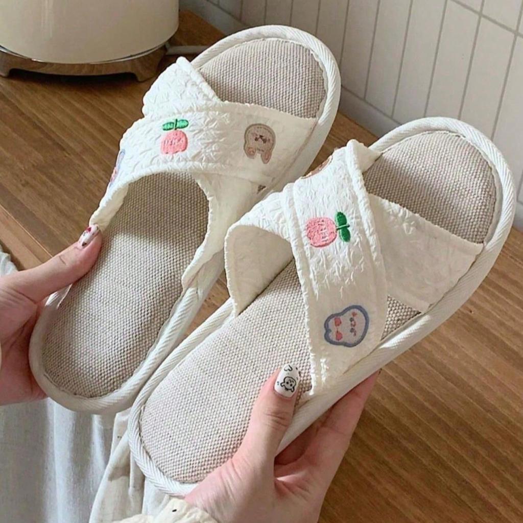 Fashion Women Home Slippers beige casual cute floral bear and rabbit pattern design Fashion Soft Comfy Indoor Non-slip Light Female New