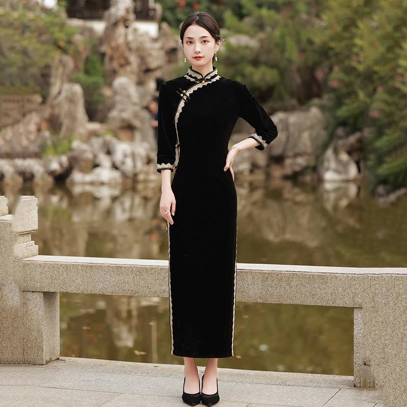 Black Velvet Modern Chinese Style Long Sleeve Cheongsam Dress Women Elegant Retro Fashion Medium