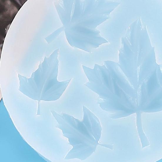 Cake Mold Eco-friendly Easy to Demold Silicone Maple Leaf Cake Tray Mold for Home