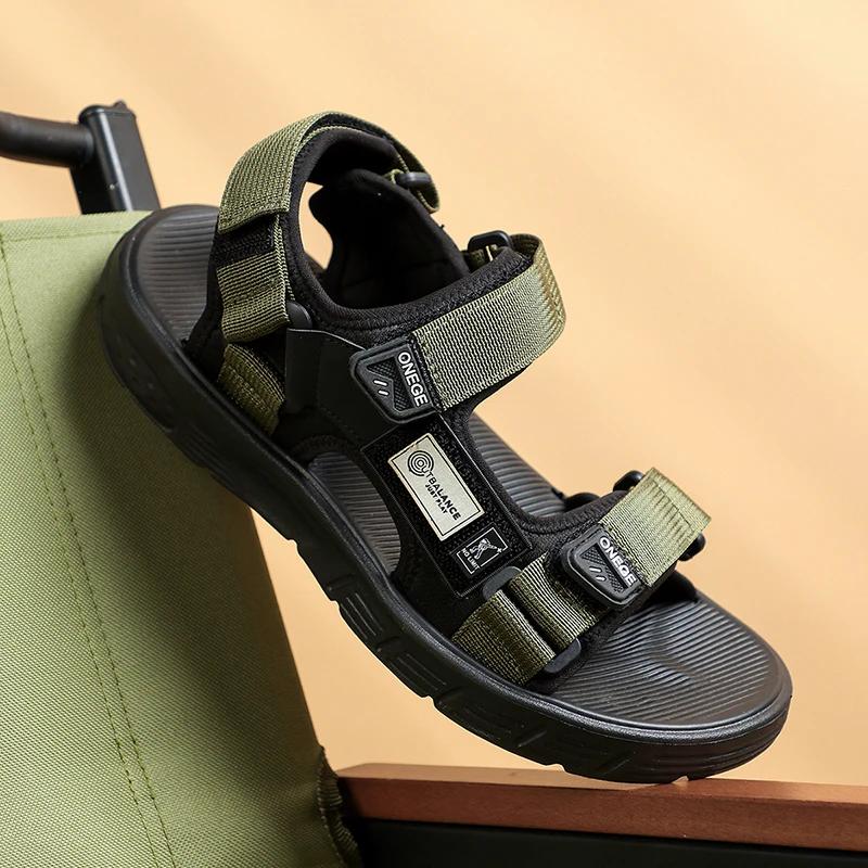 Men's Sandals 2025 Youth Men's Buckle Driving Outdoor Beach Shoes Lightweight Youth Trend