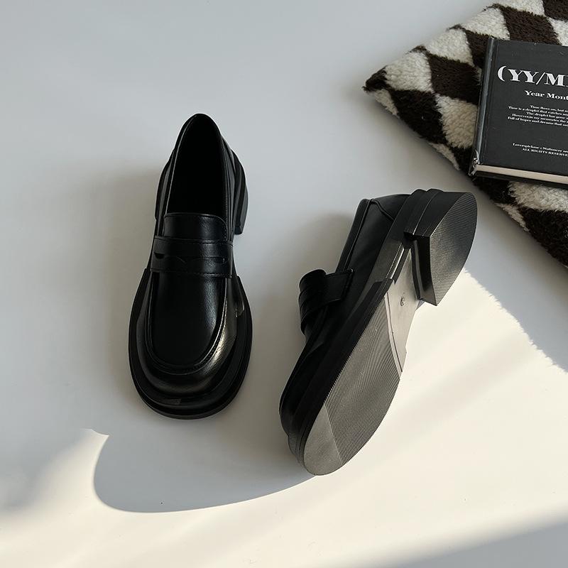 

Японские маленькие кожаные туфли женские летние 2025 года новые черные туфли на платформе в британском стиле ретро jk uniform single shoes 35 чёрный