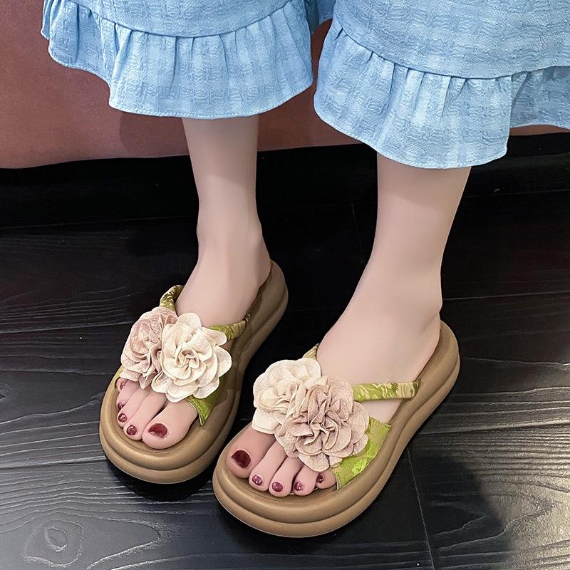 Fairy Style Flower Platform Slippers Female Summer Wear 2025 New National Style Fashion Versatile Skirt Beach Sandals