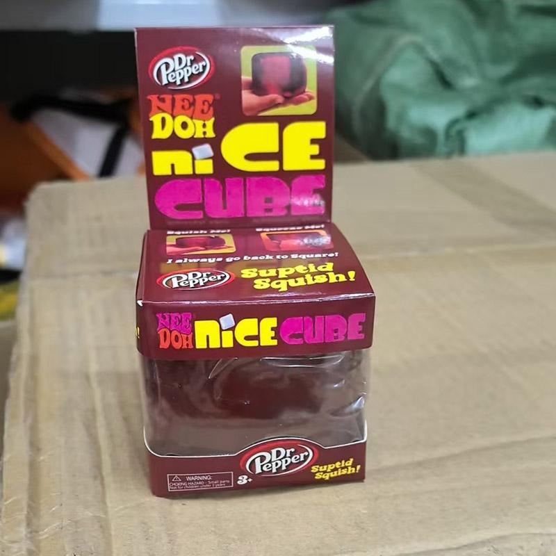 1 Stück Schöner Würfel Sensorischer Stressabbauer Fidget Spielzeug für Angst Fokus Schreibtisch Sensorischer Würfel für Erwachsene Knetspielzeug Geschenk