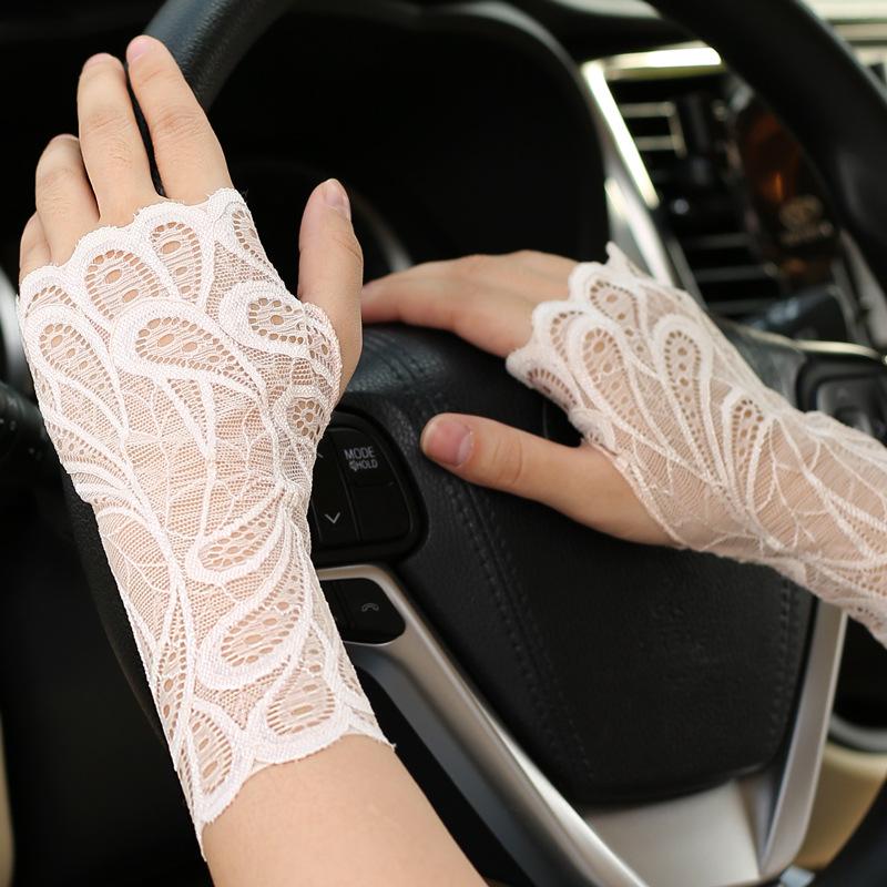 Summer Women's Black Lace Fingerless Gloves - Elastic, Short, Sun Protection, Decorative Half-Finger Design for Driving and Dance.