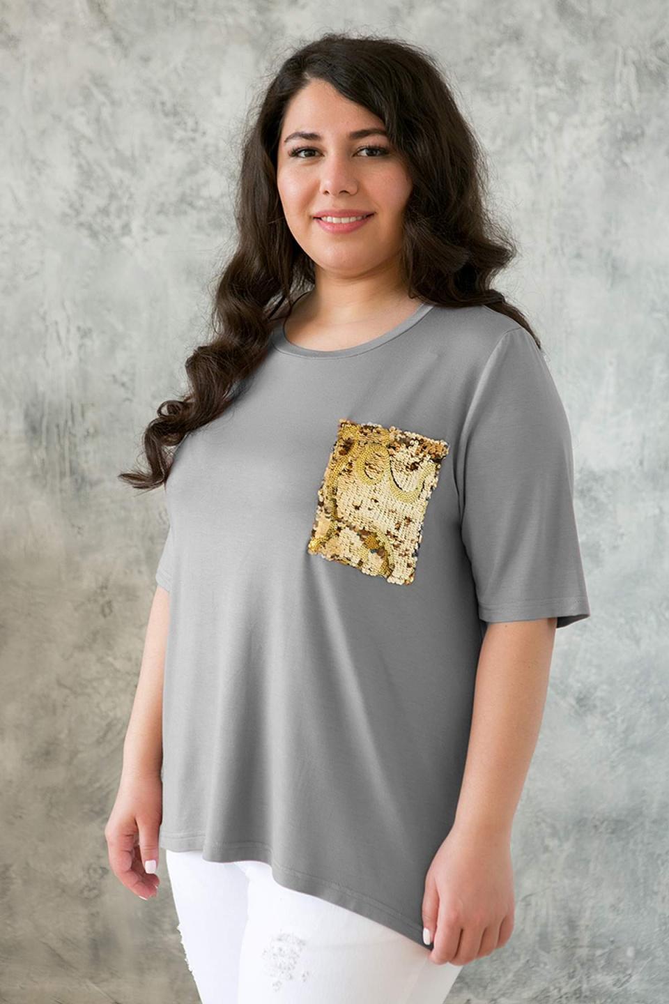 

Футболка з кишенею на грудях Tatiana ЛАЛА 6XL сірий