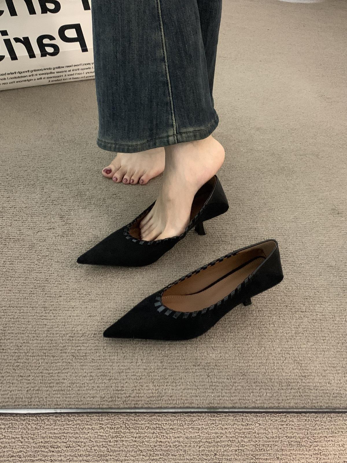 

Fine heel temperament suede small leather shoes autumn coffee high heel pointed commuter shoes 41 чорний