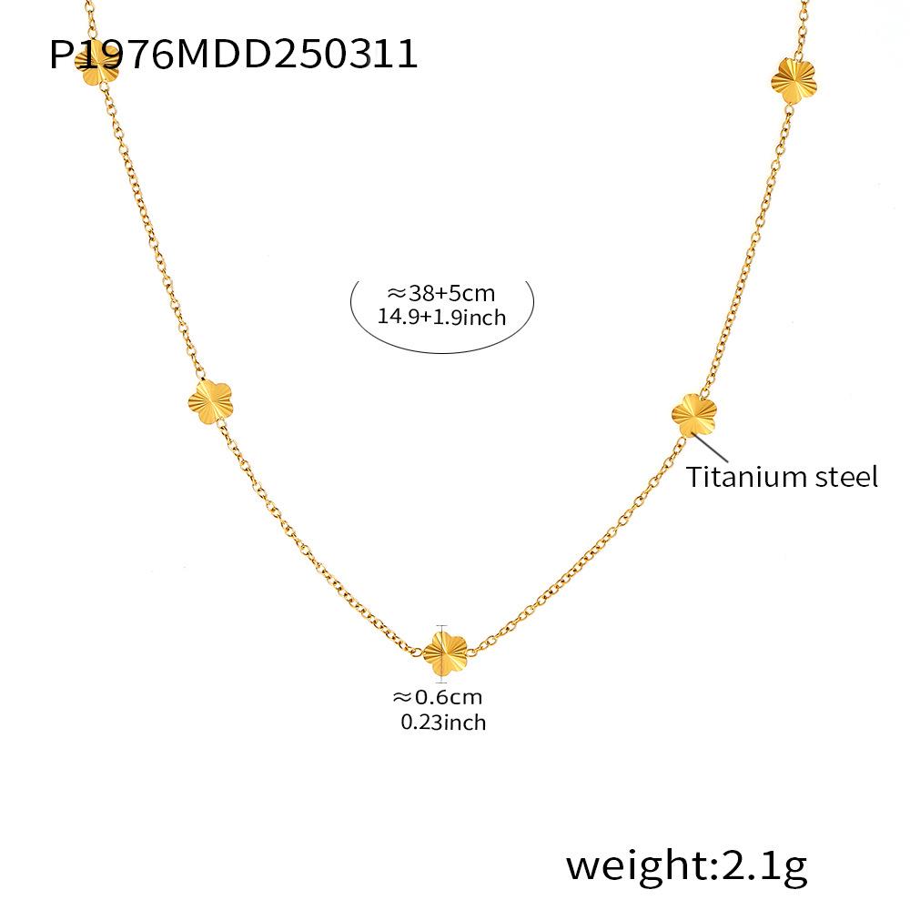 Qiong Yao Vintage Floral Necklace & Earring Set - Gold-Plated Stainless Steel, Colorfast Clavicle Chain, Versatile Style, In Stock