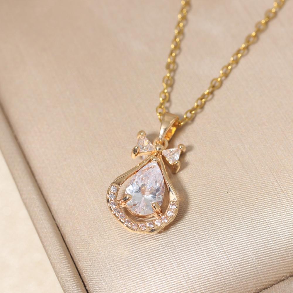 Teardrop Pendant Necklace for Women Fashion Golden Stainless Steel Clavicle Chain Wedding Party Daily Wear Jewelry Accessories