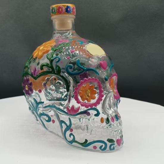 Yousheng Gotische Schedel Karaffen, Handgeschilderde Glazen Likeur Fles met Bloemenpatroon, 3D Gebeeldhouwde Wijn Dispenser voor Home Bar, Halloween Decoratie