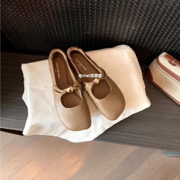 

Spot second hair! Fashion versatile new square head pleated flat ballet single shoes women s Mary Jane shoes grandma shoes autumn 40 коричневый