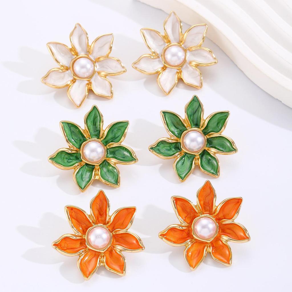 Retro Fashion Vintage Alloy Drip Oil Flower Earrings For Women