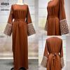 2025 Naher Osten Muslimische Mode Bestickter Cardigan Kleid mit Gürtel & Taschen