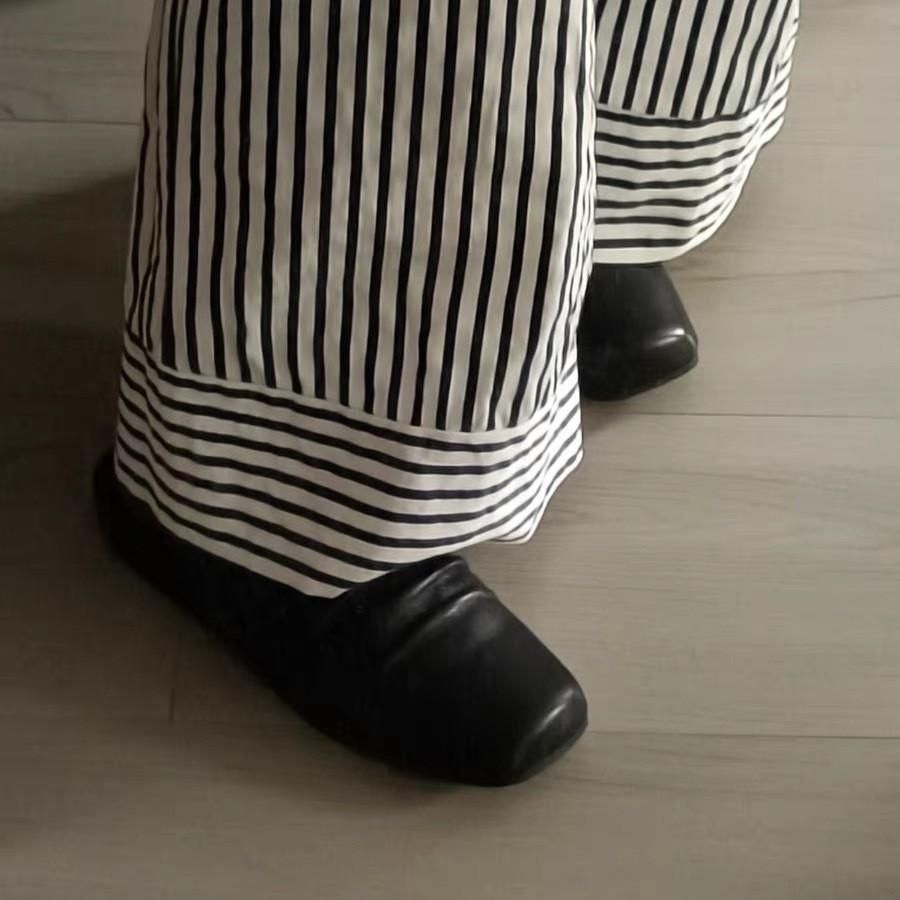 Cowhide Version~ Niche Pleated Leather Thick-soled Bag Head Slippers for Women's Soft and All-inclusive Square Head Single Shoes Tide