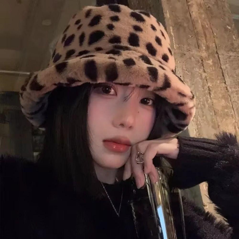 Windproof Leopard Print Bucket Hat Korean Style Winter Warm Hat  Autumn and Winter