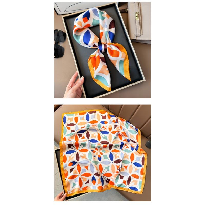 New Spring Summer Classic Printed Small Square Scarf Women Fashion Versatile Decorative Neck Scarf