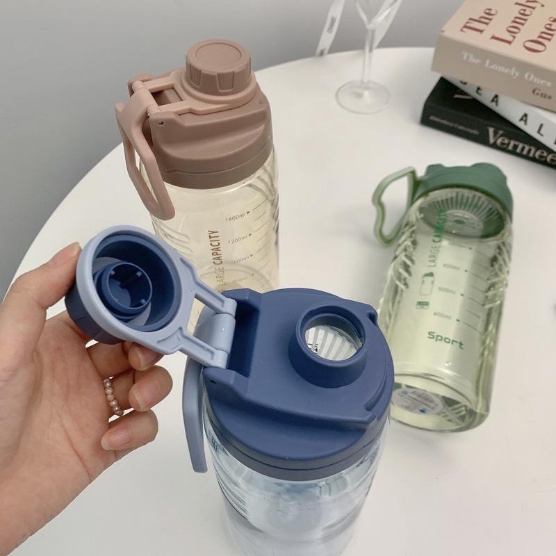 1500ml Large Capacity Sports Water Bottle with Tea Infuser, Portable Gym Water Bottle, Durable Outdoor Plastic Bottle for Men and Women