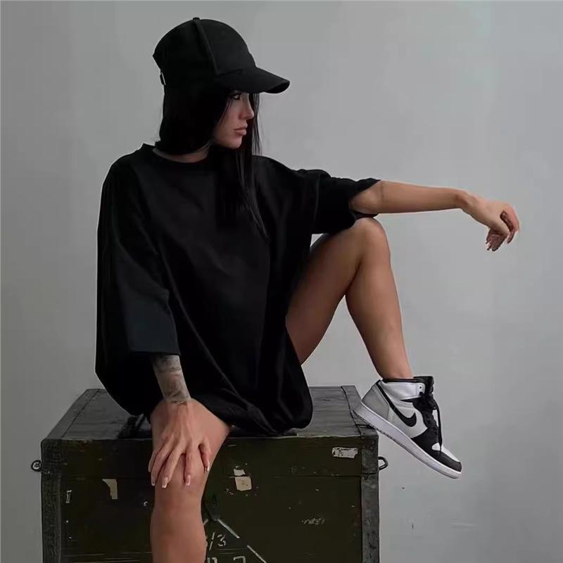 Comfortable Slimming Cotton T-Shirt: Age-Reducing, Round Neck, Short Sleeve