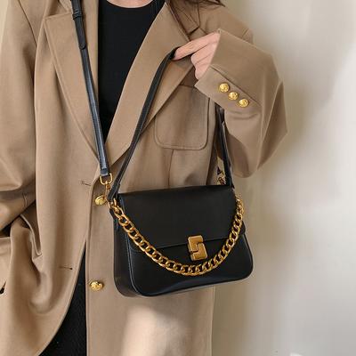 Die diesjährige beliebte modische vielseitige Ketten-Schultertasche für Damen, 2025 Frühling neu, vielseitige kleine quadratische Tasche