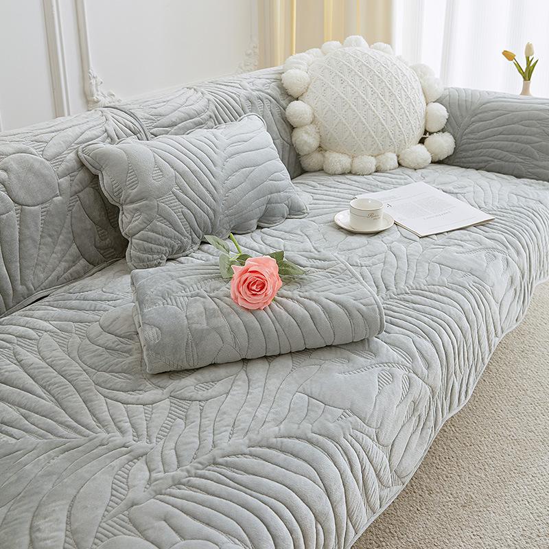 The sofa cushion is simple and non-slip cushion, and the winter plush sofa cover covers the four seasons universal solid color cover cloth towel