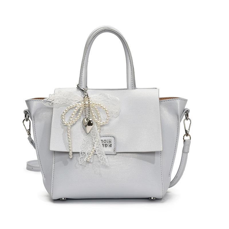 Casual Portable Tote Bag Women's New Large-capacity Commuting Versatile Shoulder Messenger Bag