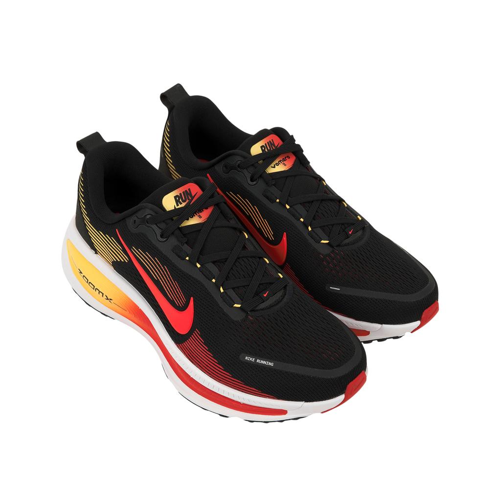 Nike Zapatillas Vomero 18 para hombre, color negro carmesí brillante, topacio carmesí claro y dorado, HM6803-016