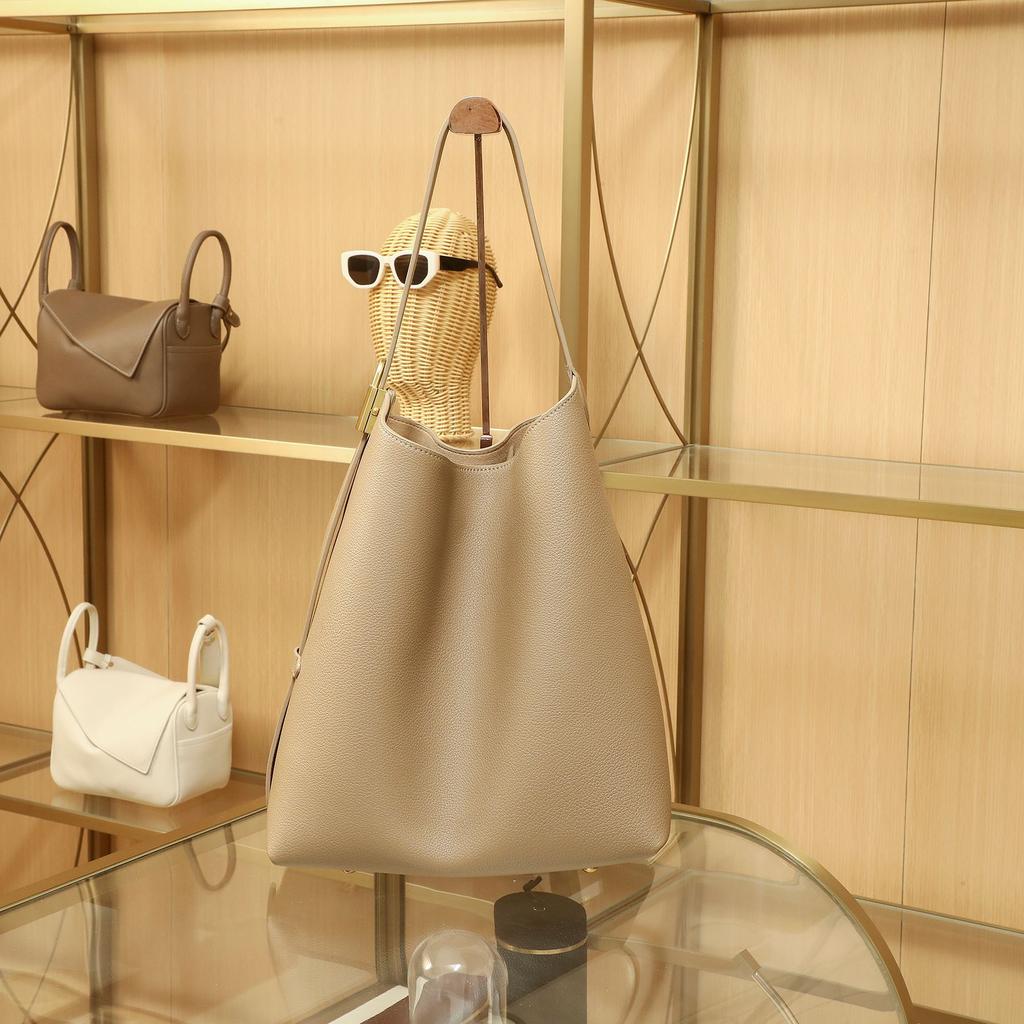 2025 New Casual Soft Leather Handbag for Women, Niche Single-Shoulder Underarm Bag, High-End Large-Capacity Crossbody Bucket Bag