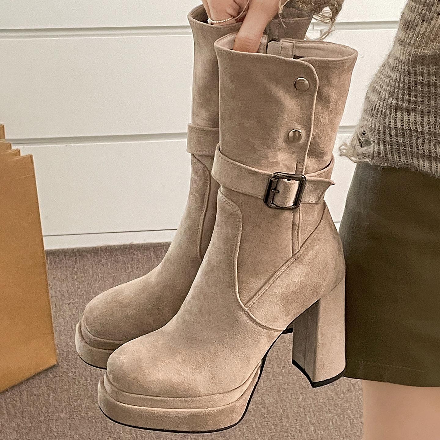 

Туфли Queen Fan в ретро британском стиле, толстый высокий каблук, короткие ботинки, женские 2025 новые осенние универсальные облегающие высокие ботинки 40 абрикосовый