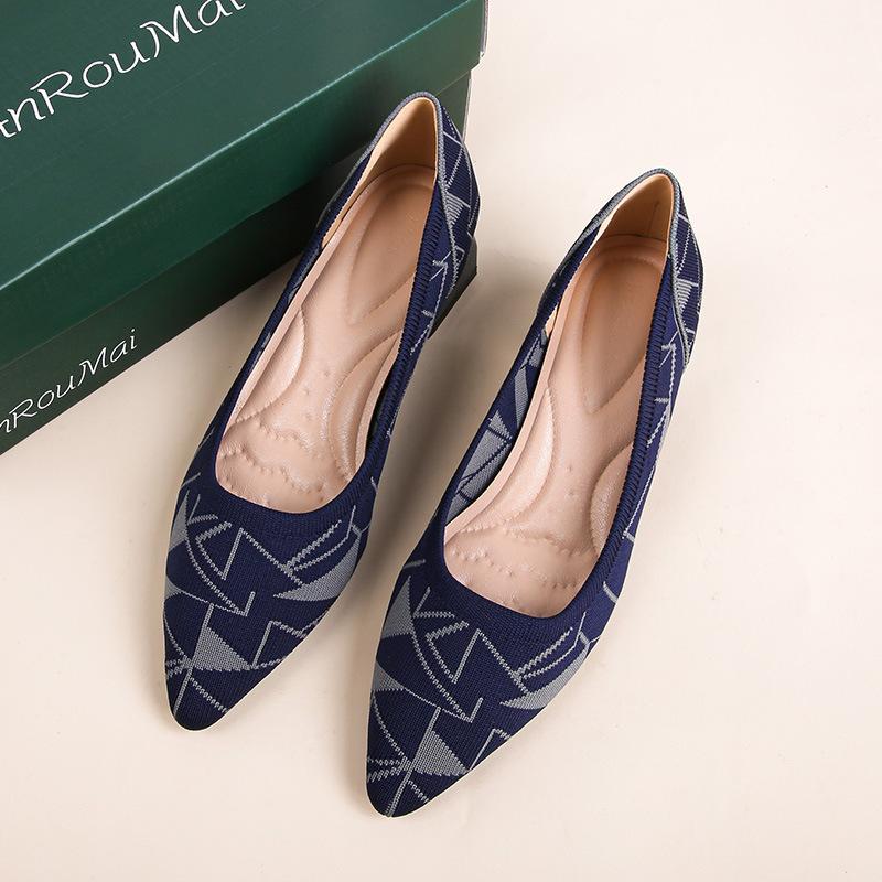 

Single shoes fly-woven pointed thick heel shallow mouth temperament woven versatile high heels women 34 красный