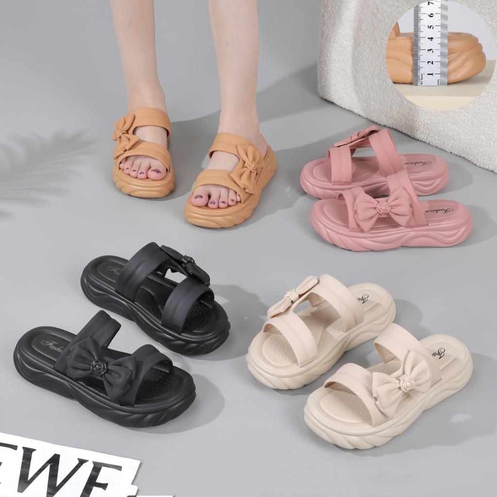 Women Summer Open-Toe Platform Sandals Comfortable Thick Sole Soft Beach Slides for Outdoor Wear