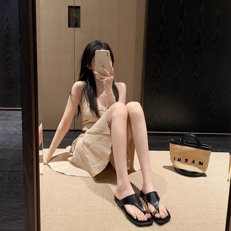 Sheepskin Su Yinyin Small Gold Buckle Slippers Women's Summer Wear Square Head Cover Toe Holiday Beach Flat-bottomed Herringbone Cool Slippers