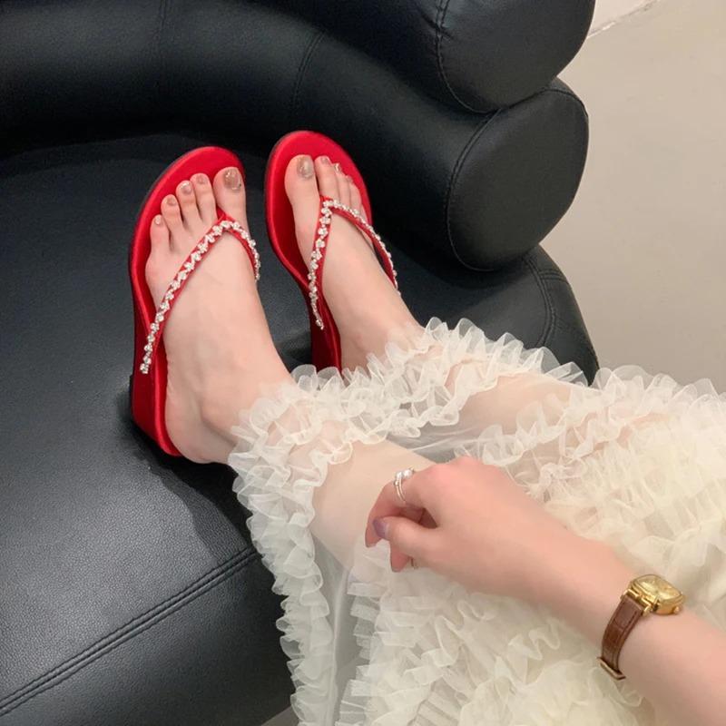 Fashion 2025 New Summer Women Crystal Clip Toe Slippers Fashion Wedges Heel Slide Ladies Elegant Street Style Flip Flop Shoes