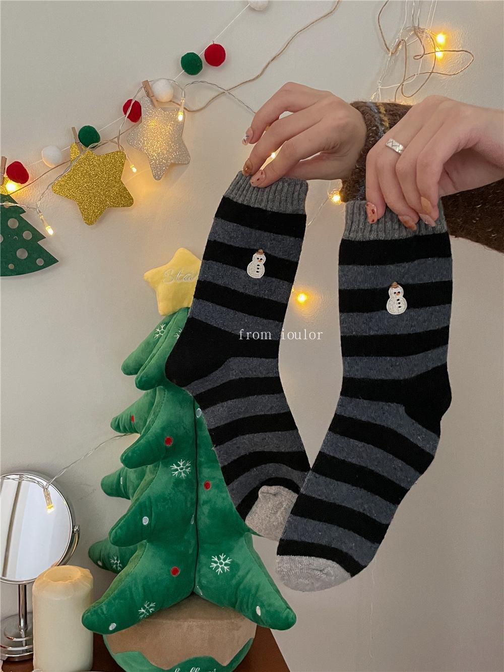 IOULOR Christmas Wool Socks - Cute Snowman & Santa Claus Mid-Calf Striped Women s Socks One Size
